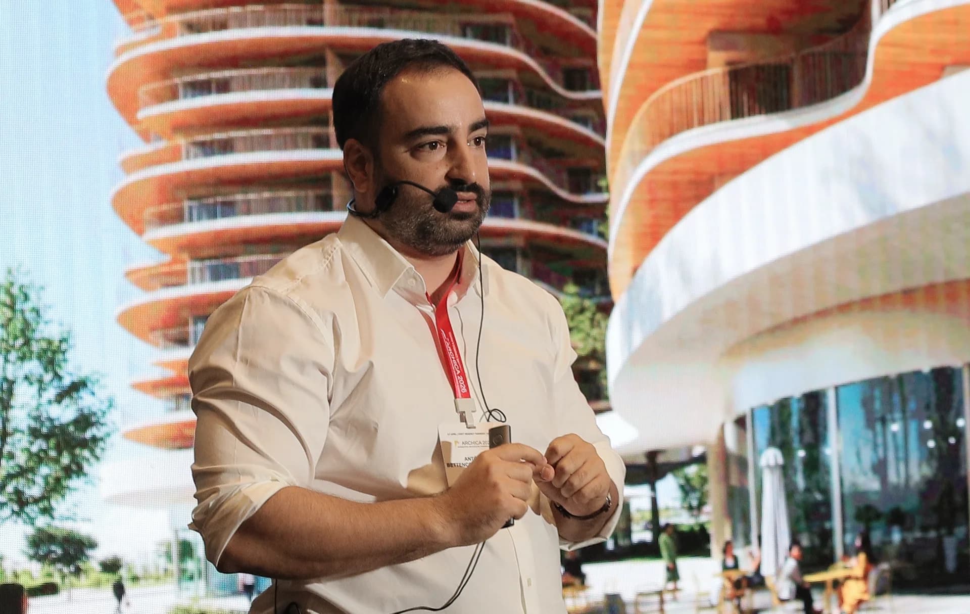 Защита капитала через архитектурный интеллект в интервью с Антонио Беттенкуром Энрикесом